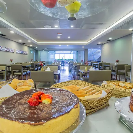 Hotel Victoria Villa Curitiba By Nacional Inn-2